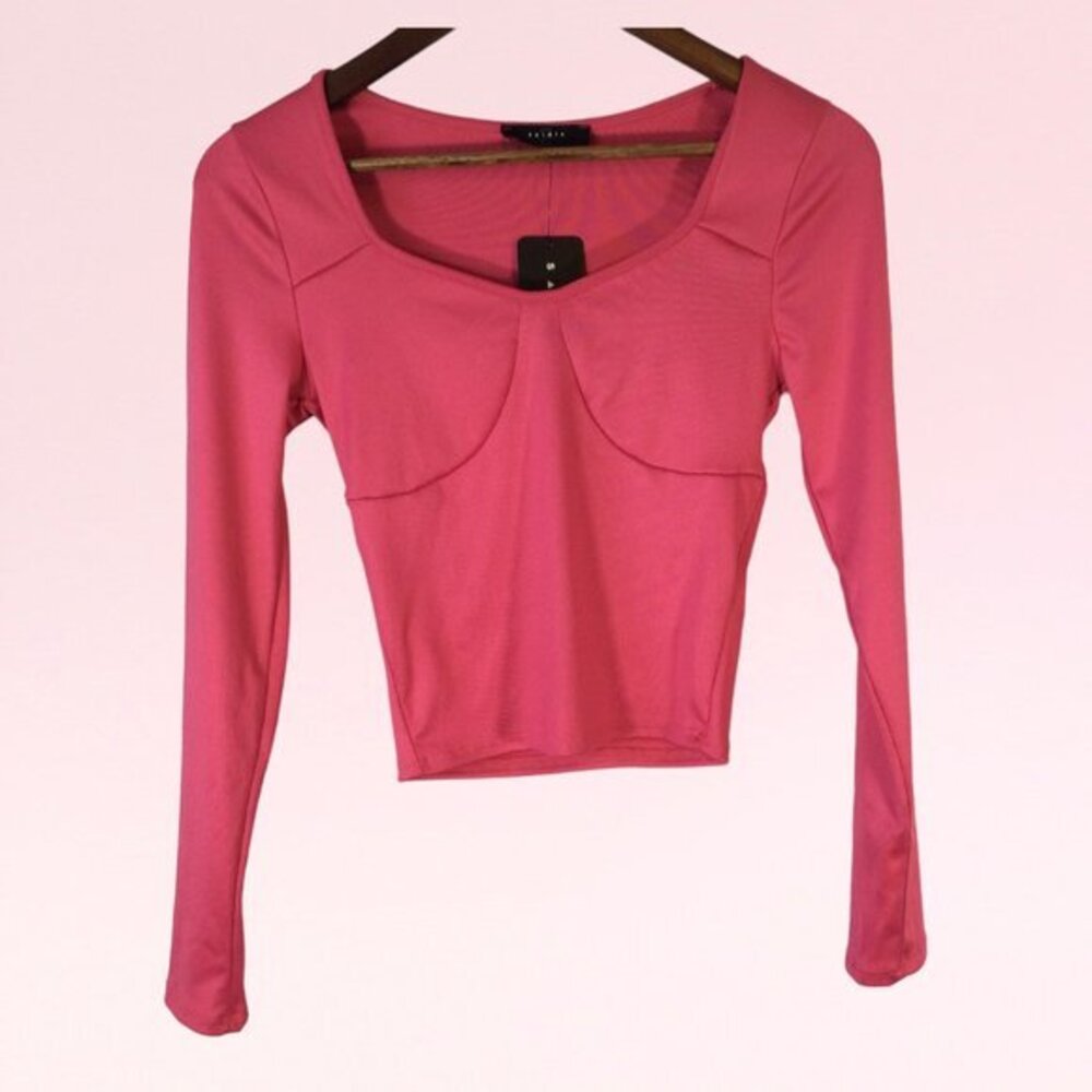 Saints 21 Bright Pink Crop Top with Long Sleeves Size M NWOT Style T790-1